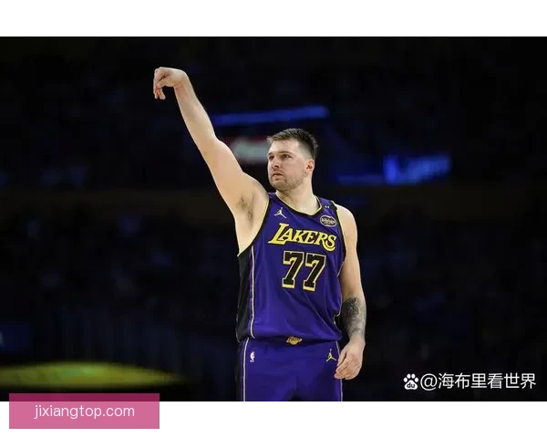 杰弗森回应东契奇批评称巨星初期投篮为热身 老詹离队后湖人面临夺冠断层
